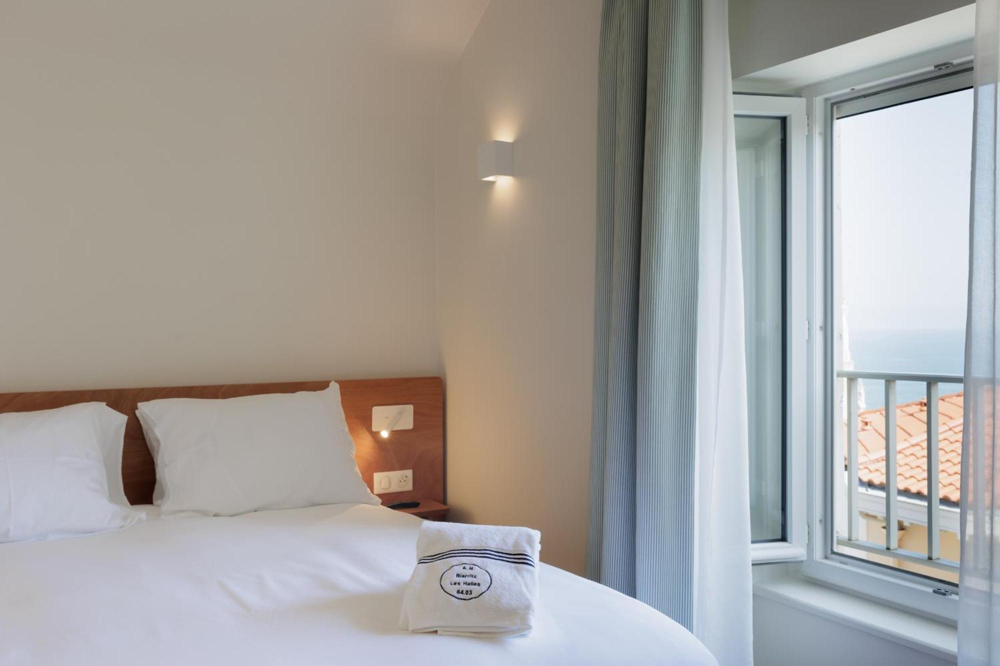 Alfred Hotels Les Halles Biarritz Exterior foto