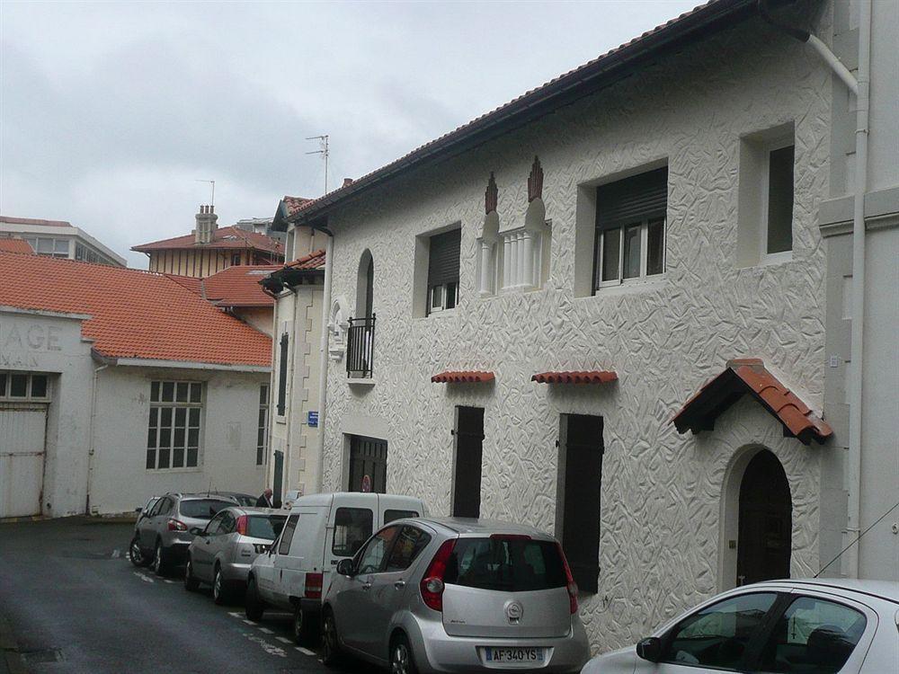 Alfred Hotels Les Halles Biarritz Exterior foto