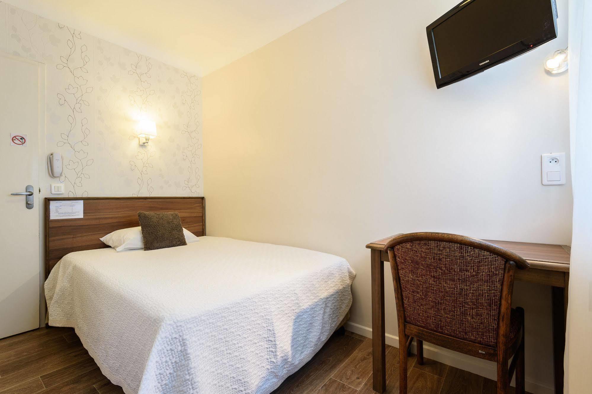 Alfred Hotels Les Halles Biarritz Exterior foto